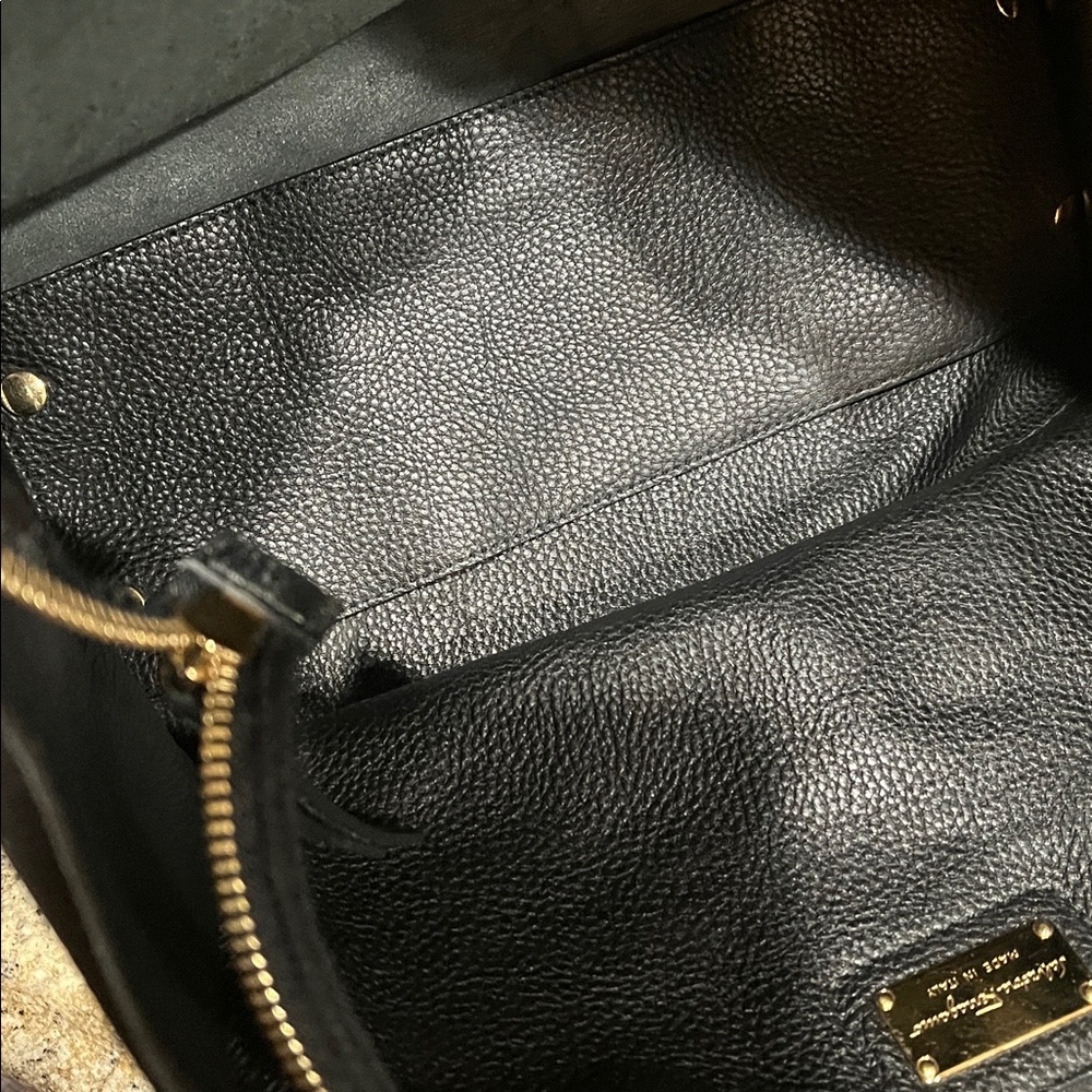 Salvatore Ferragamo EUC Amy Gancini Tote Bag Black Pebbled Leather - Picture 13 of 15